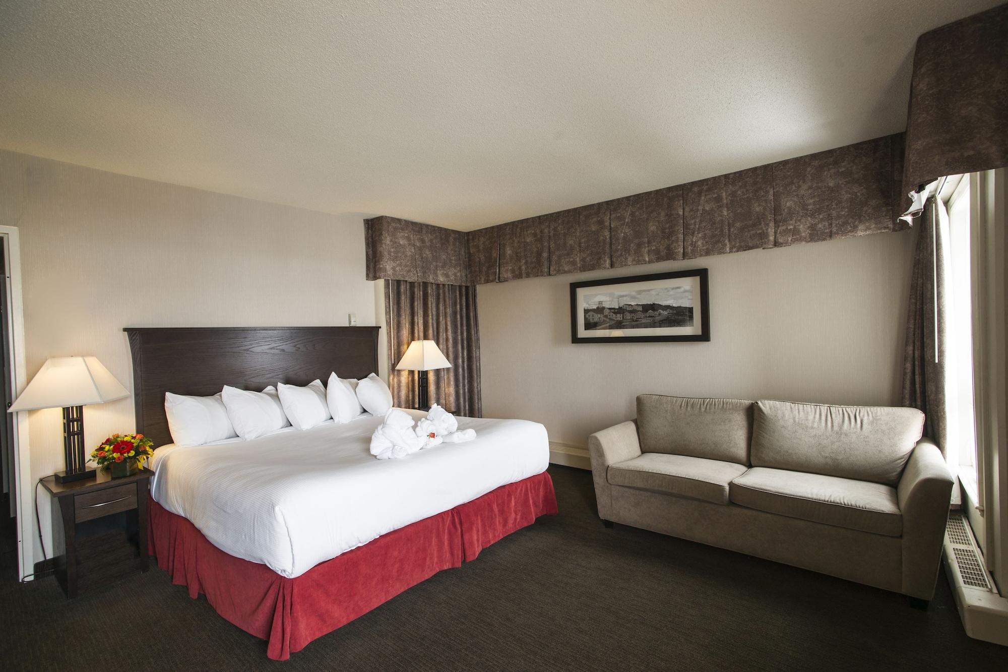 Quality Inn & Suites ילונייף מראה חיצוני תמונה